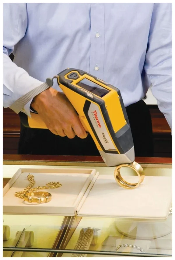 NITON XL2 XRF ANALYZER